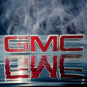 GMC Sierra Front Grill Emblem OEM Part No# 23122159 1500 2500 3500 2014-2018 Red